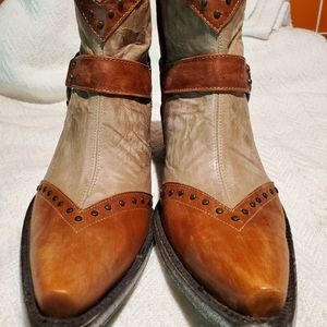 Old Gringo Yippee Ki Yay Short Cowboy Boots